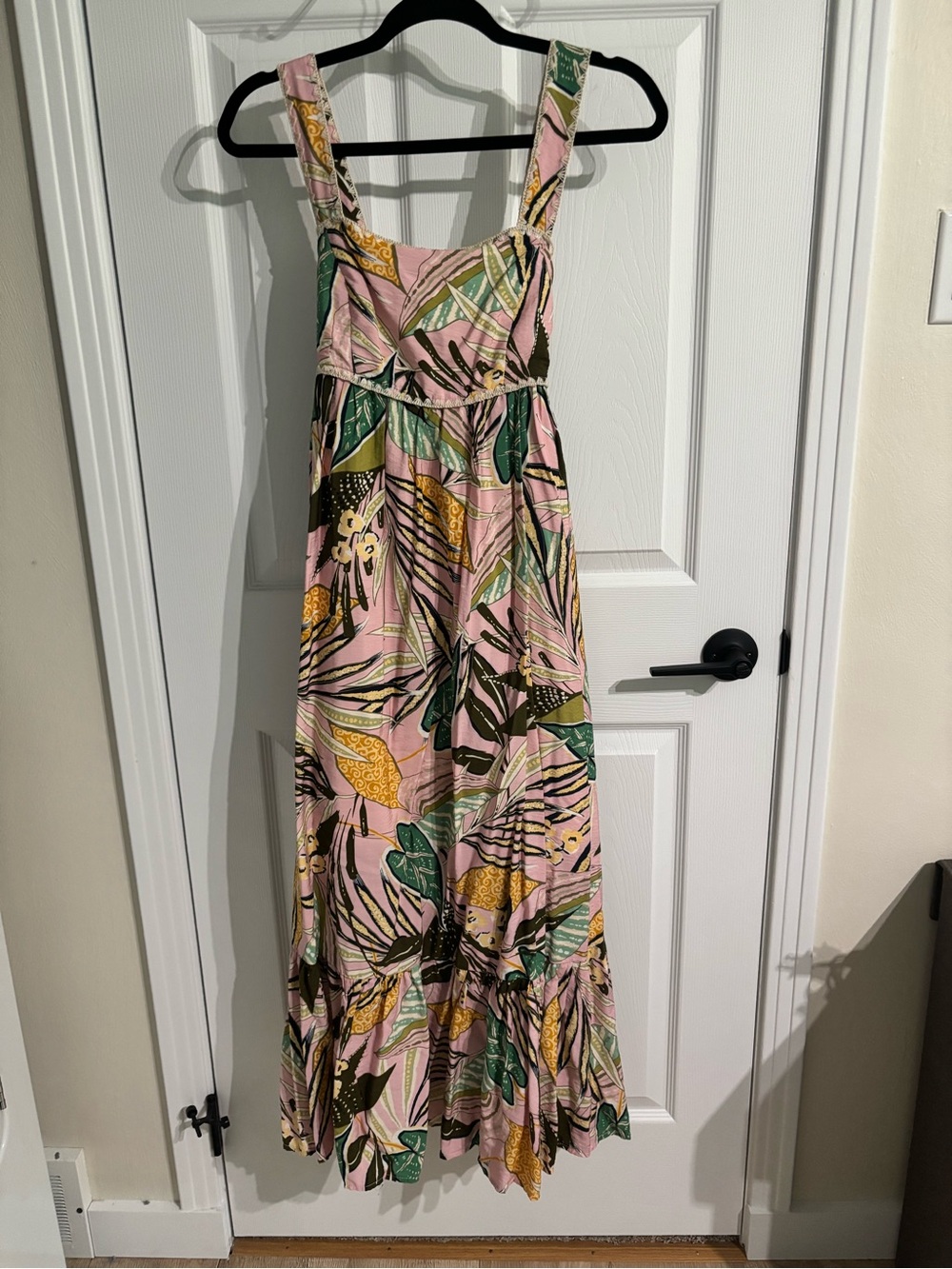 NWOT Tropical Print Maxi Dress